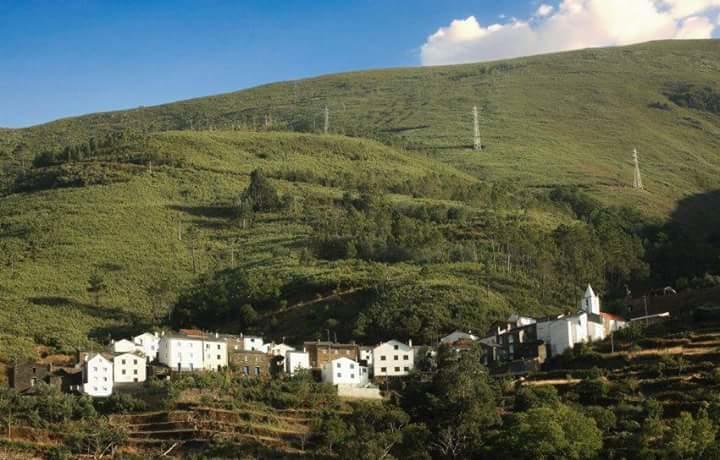 Inxisto Lodges Piódão 外观 照片